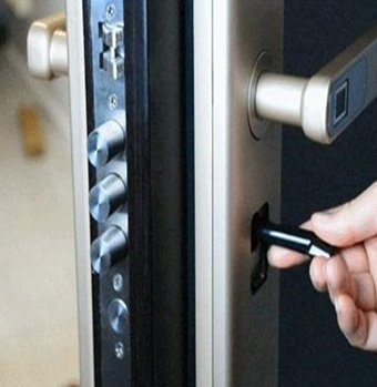 兴隆开锁 兴隆开锁公司开修指纹锁